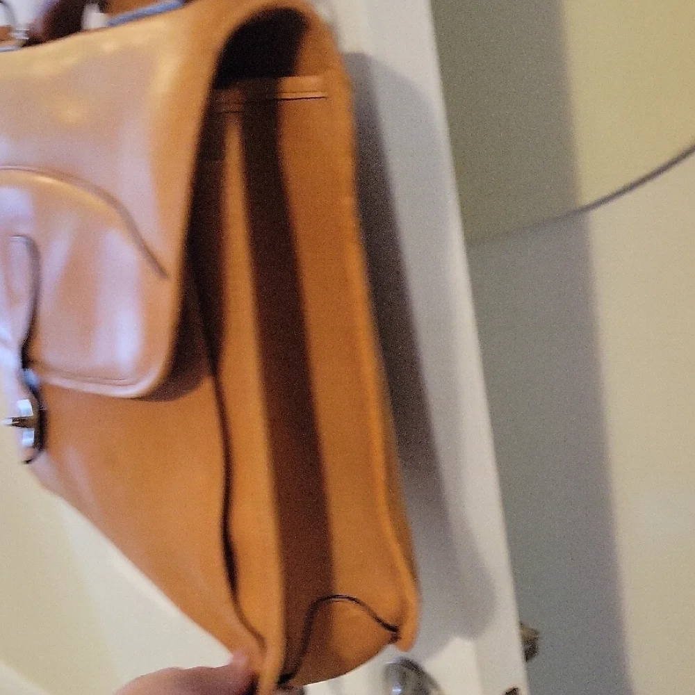 Rafaella Vintage Messenger Soft Leather Camel briefcase Bag